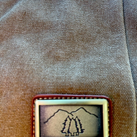 Colorado Crossbody Bag. ✌️♥️👜 - Picture 2 of 7